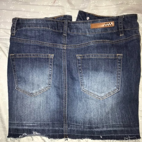 Jean skirt - Picture 6 of 8